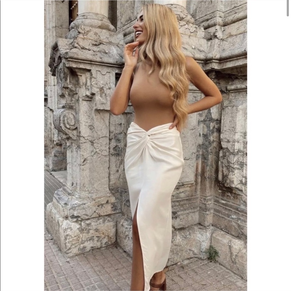 Zara satin effect knot skirt